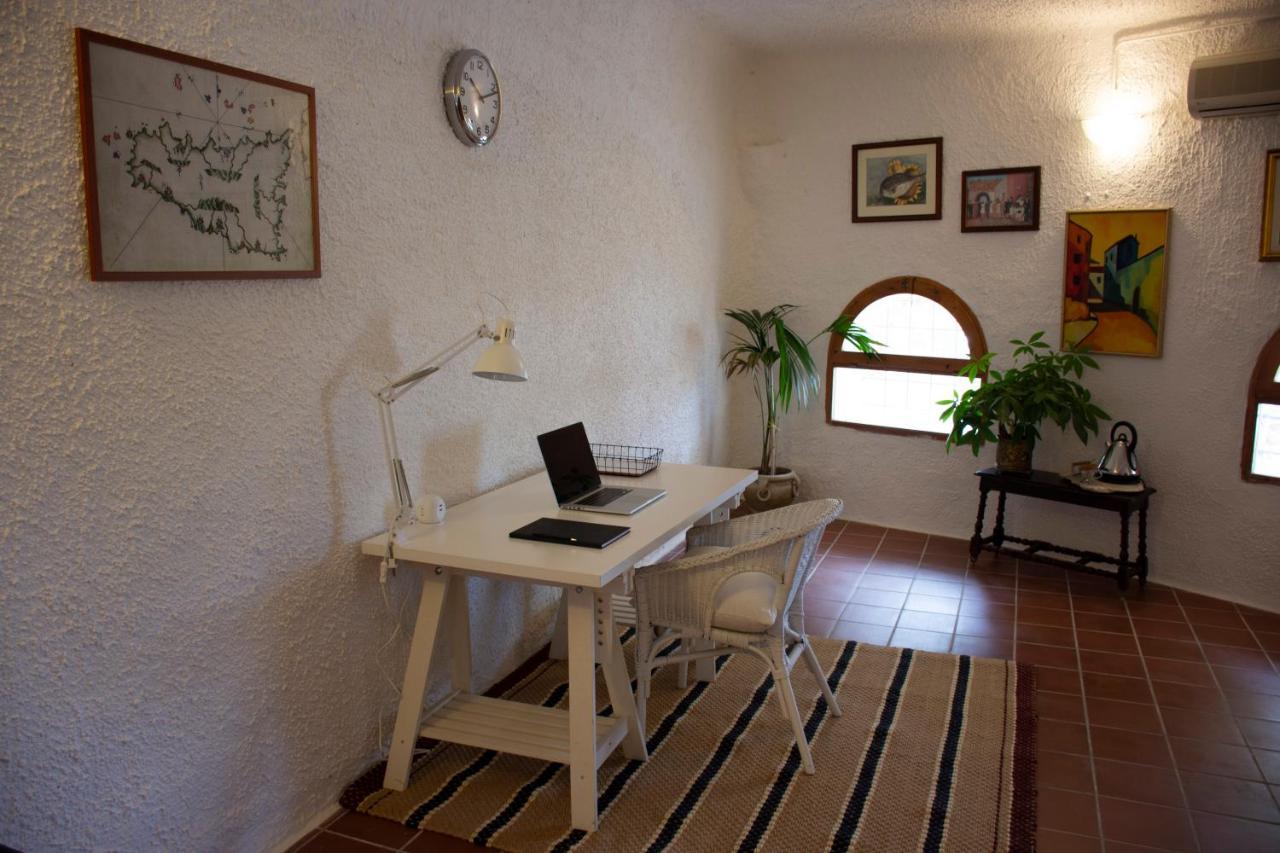 I Dammusi Di Borgo Cala Creta Hotel Lampedusa Exterior photo