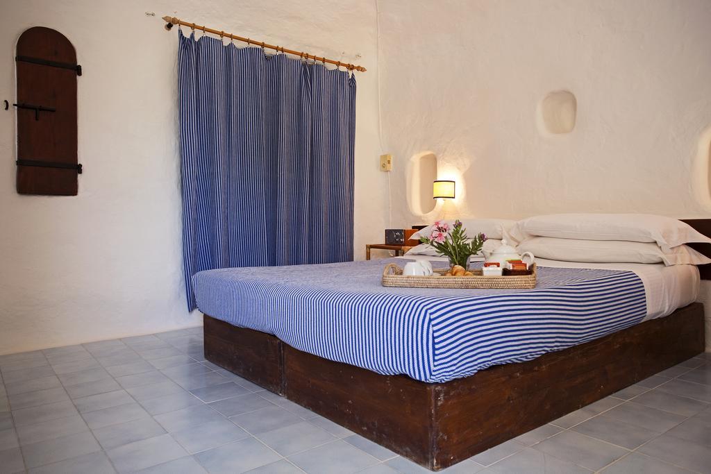 I Dammusi Di Borgo Cala Creta Hotel Lampedusa Room photo