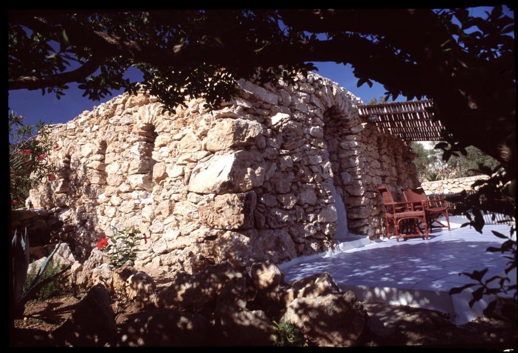 I Dammusi Di Borgo Cala Creta Hotel Lampedusa Exterior photo