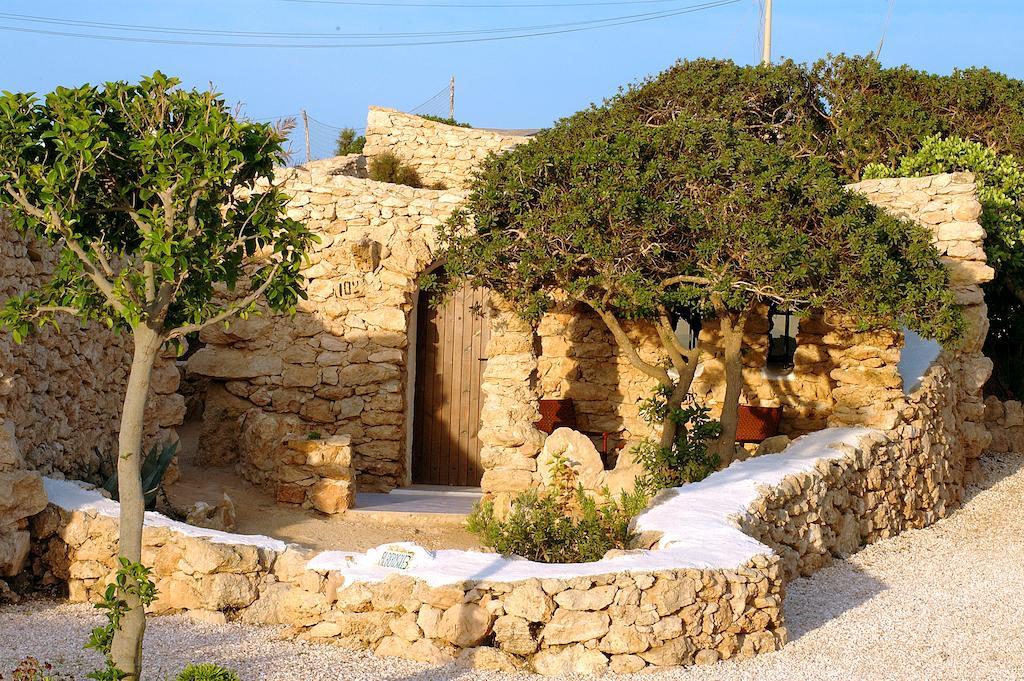 I Dammusi Di Borgo Cala Creta Hotel Lampedusa Exterior photo