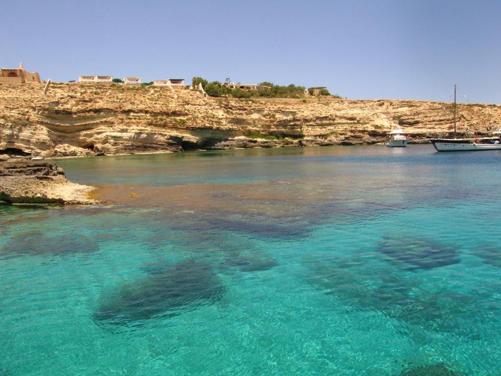 I Dammusi Di Borgo Cala Creta Hotel Lampedusa Exterior photo