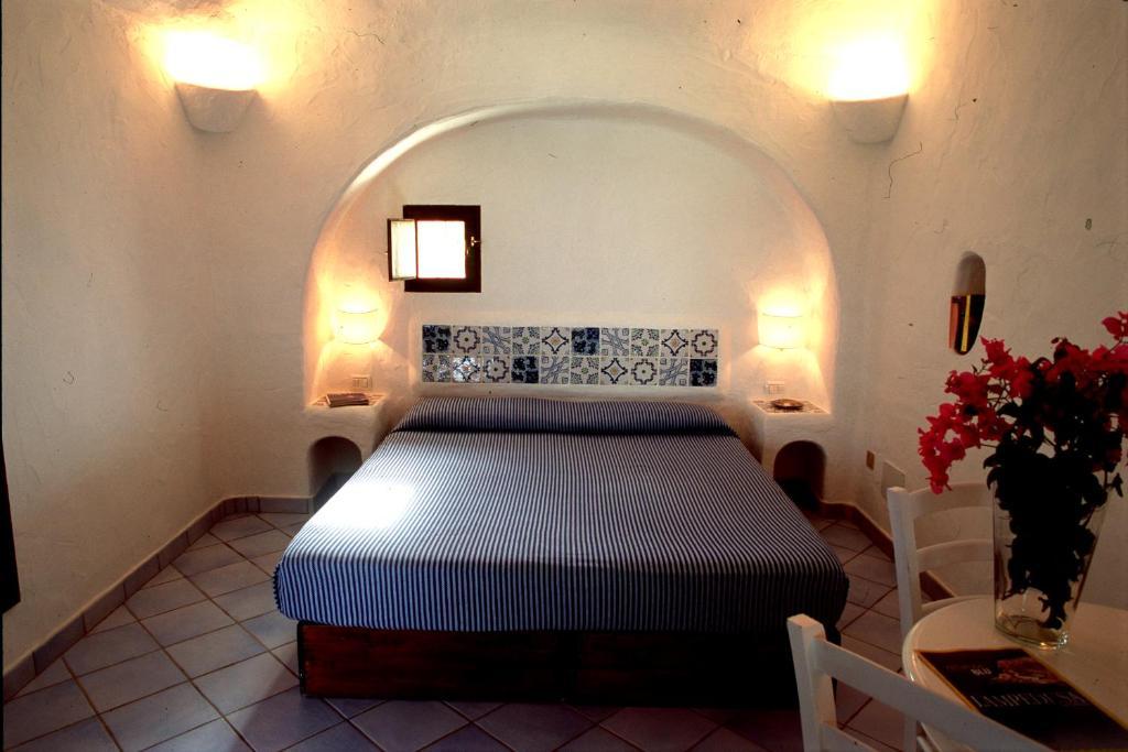 I Dammusi Di Borgo Cala Creta Hotel Lampedusa Exterior photo