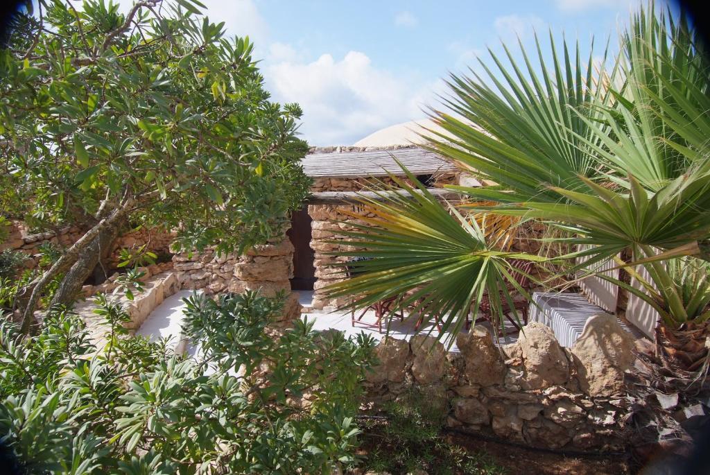 I Dammusi Di Borgo Cala Creta Hotel Lampedusa Exterior photo
